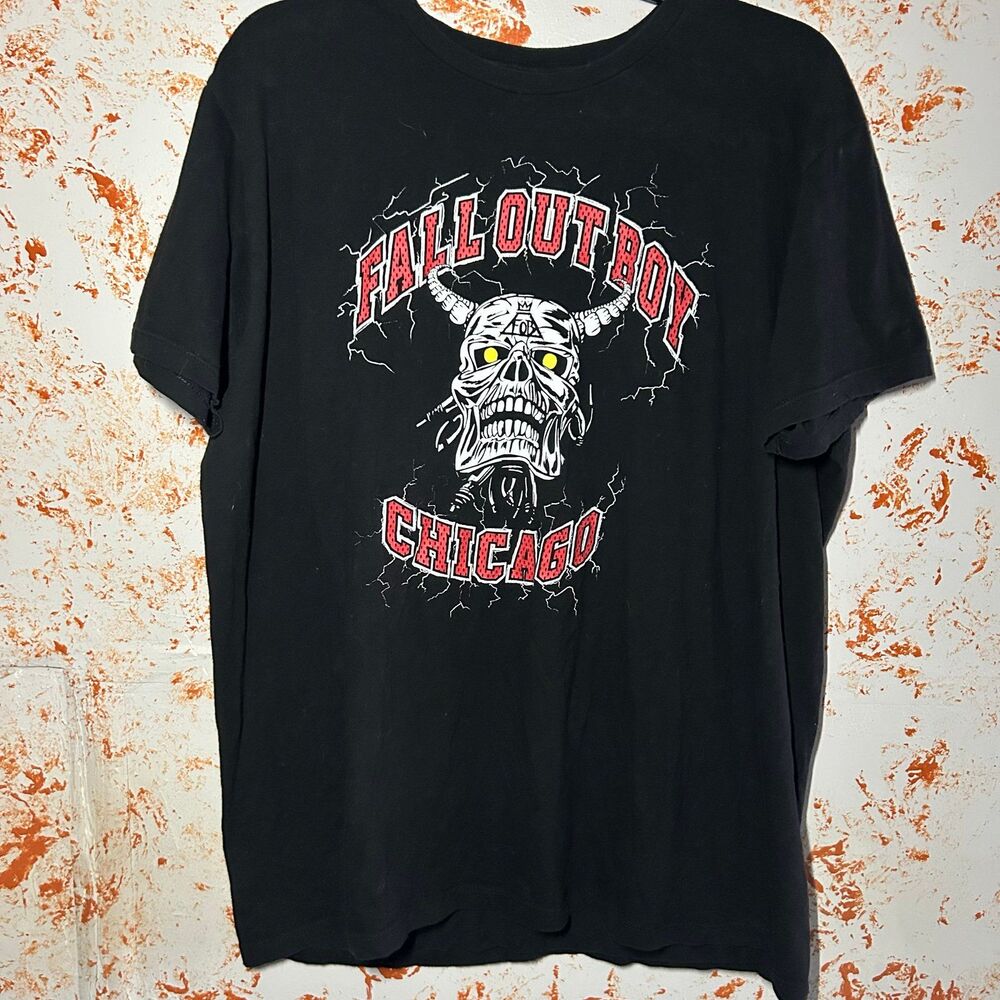 Fall Out Boy T Shirt Men's XXL Black Chicago Skull Graphic Emo Pop Punk Band Tee